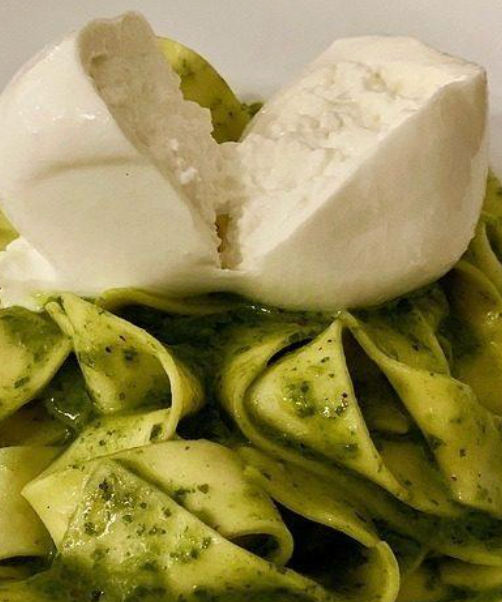 Dinner for Two: Pesto con Mozzarella di Bufala